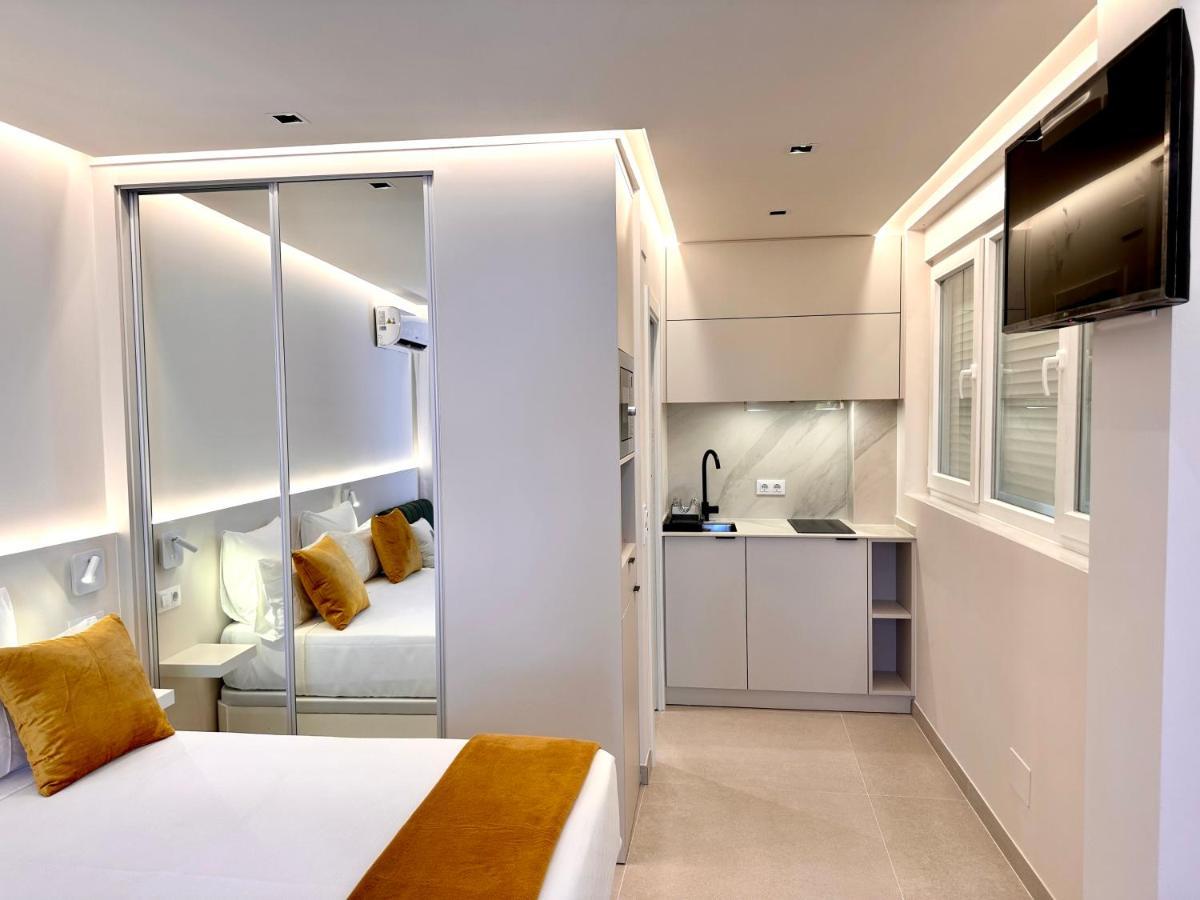 Suite Ron In Marina 2 People Puerto Deportivo Benalmadena Ngoại thất bức ảnh